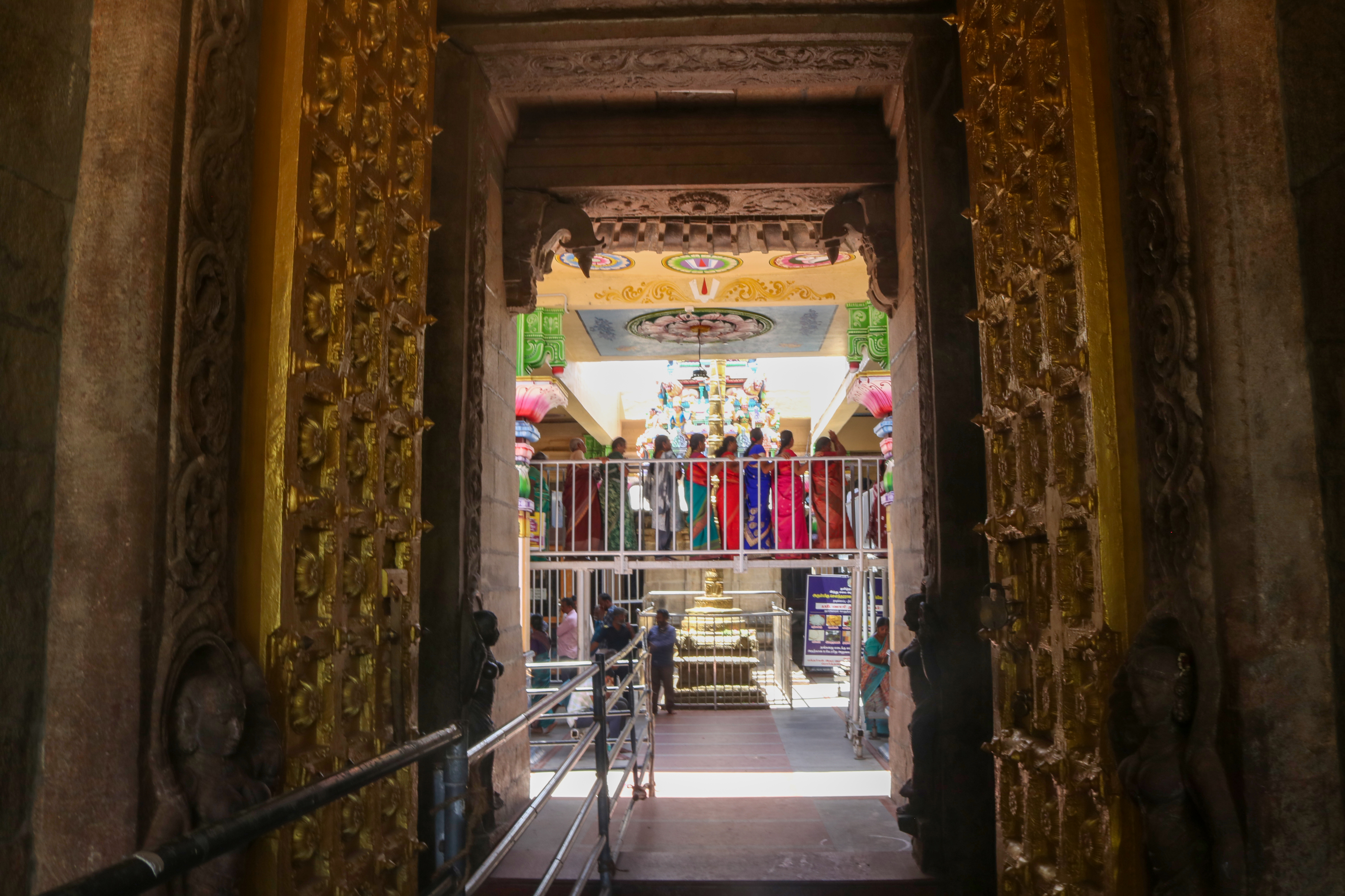 கோயில் நுழைவாயில்